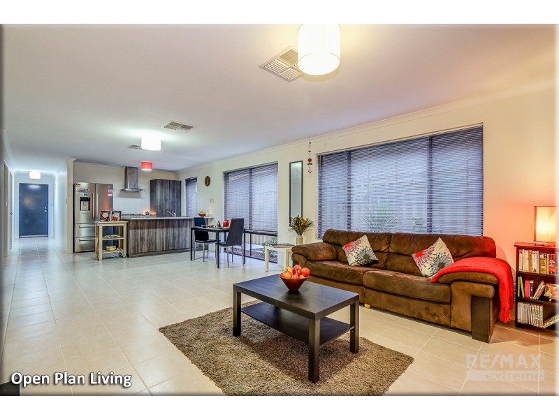 35 Oakbank Crescent, Butler WA 6036