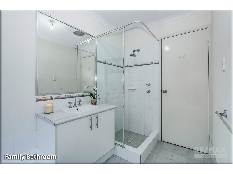 35 Oakbank Crescent, Butler WA 6036