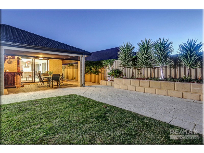 35 Oakbank Crescent, Butler WA 6036