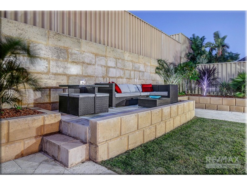 35 Oakbank Crescent, Butler WA 6036