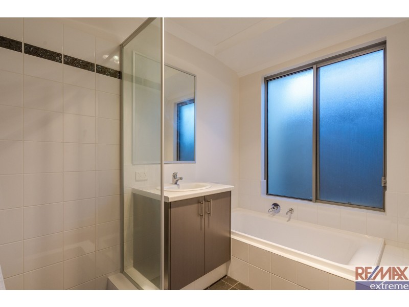 32 Merchant Way, Alkimos WA 6038