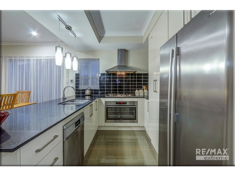 76 Billericay Circuit, Butler WA 6036