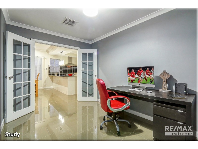 76 Billericay Circuit, Butler WA 6036