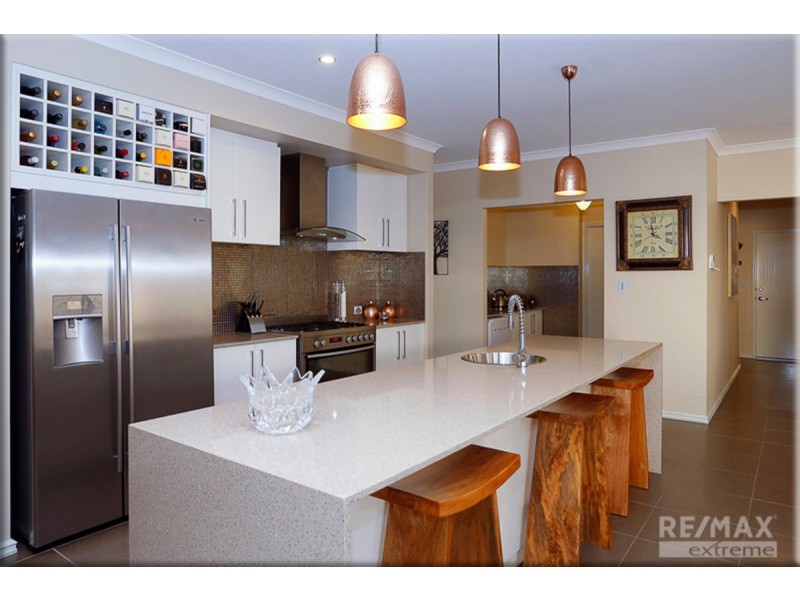 8 Radar Way, Alkimos WA 6038