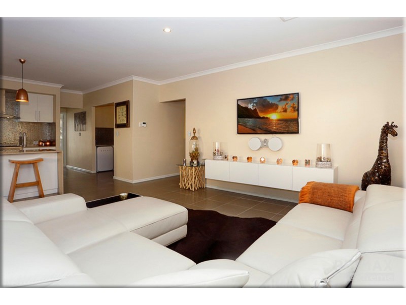 8 Radar Way, Alkimos WA 6038