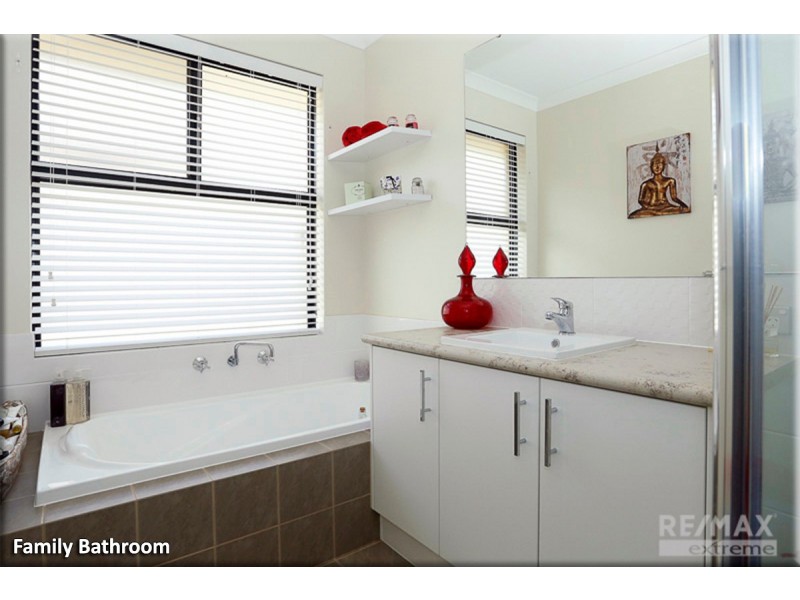 8 Radar Way, Alkimos WA 6038