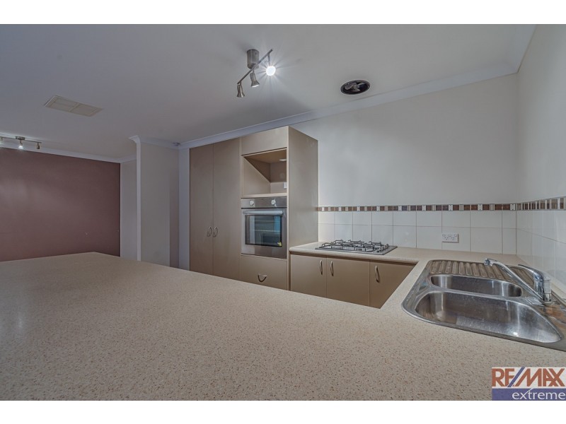 6 Flax Road, Yanchep WA 6035
