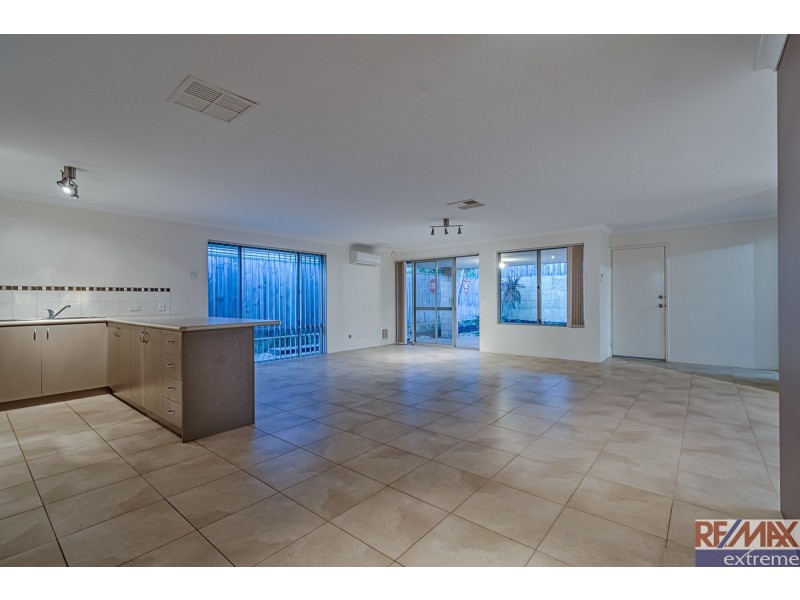 6 Flax Road, Yanchep WA 6035