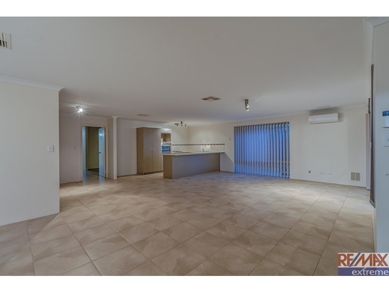 6 Flax Road, Yanchep WA 6035