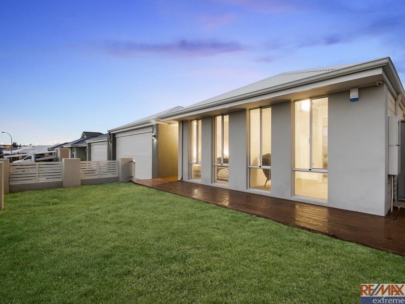 27 Zaffre Street, Eglinton WA 6034