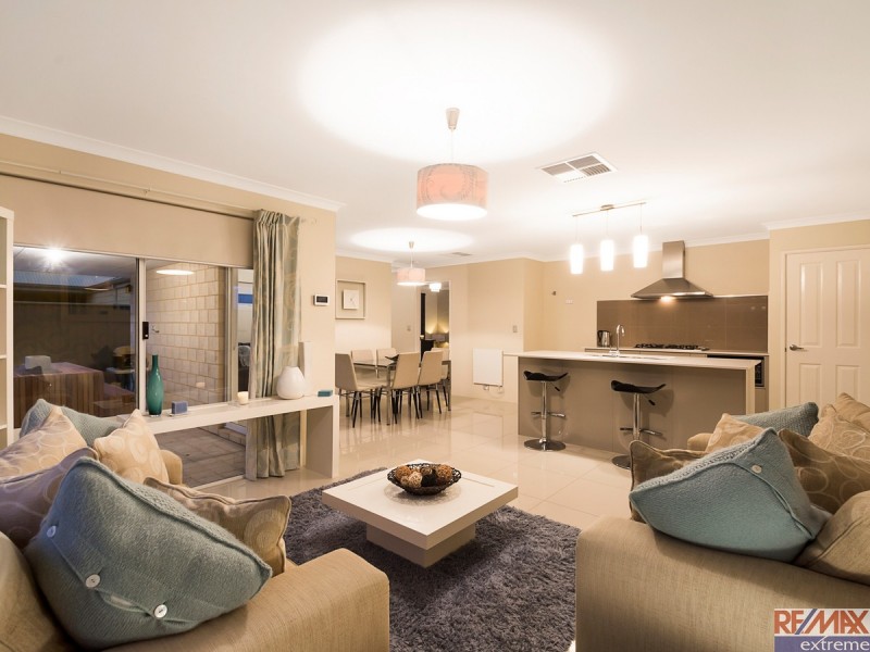 27 Zaffre Street, Eglinton WA 6034