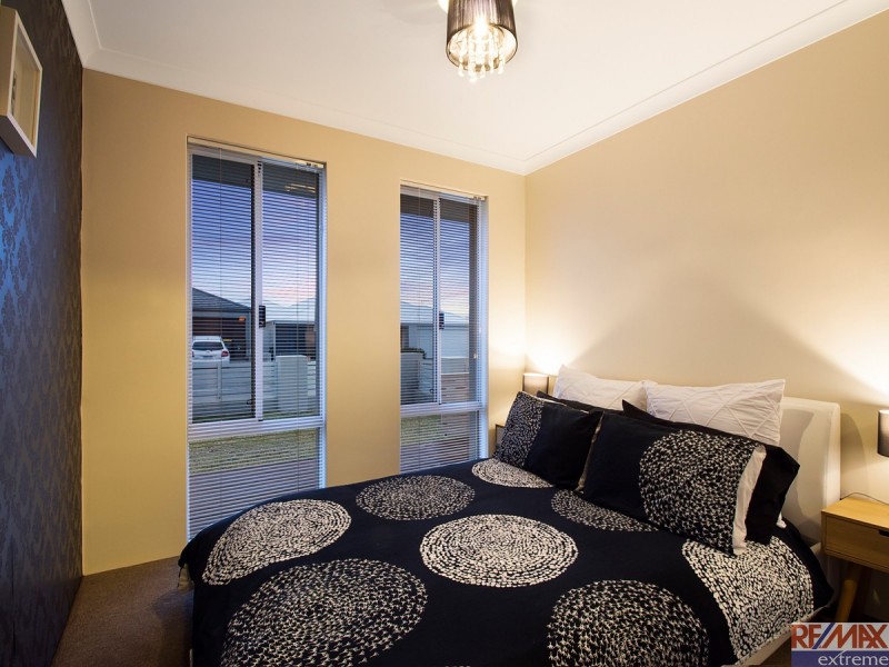 27 Zaffre Street, Eglinton WA 6034