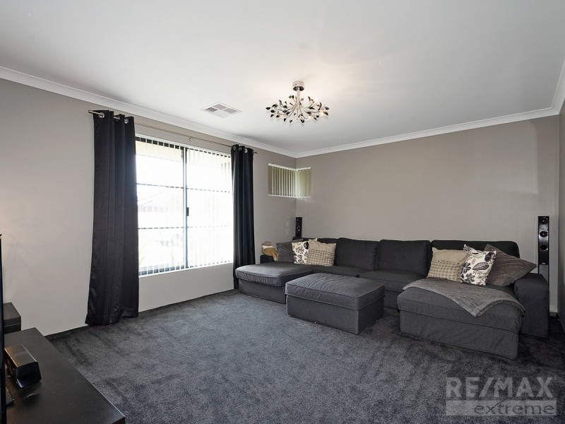 27 Fairgrounds Parkway, Alkimos WA 6038