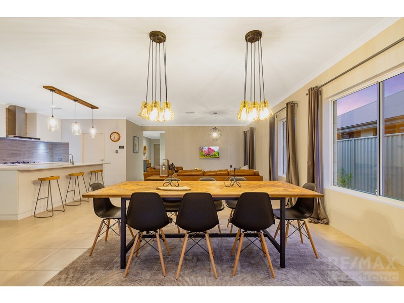 14 Jonquil Street, Eglinton WA 6034