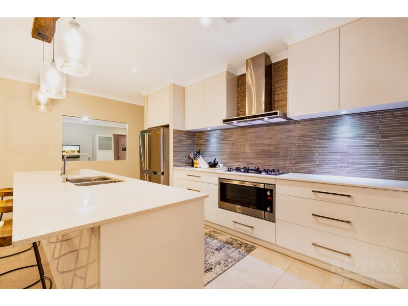 14 Jonquil Street, Eglinton WA 6034