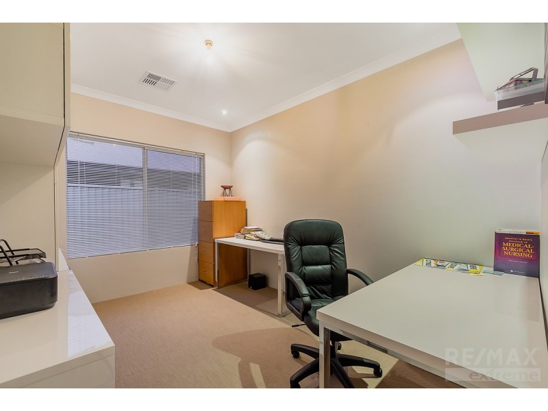 14 Jonquil Street, Eglinton WA 6034