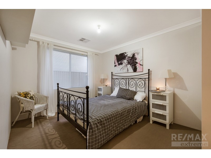 14 Jonquil Street, Eglinton WA 6034