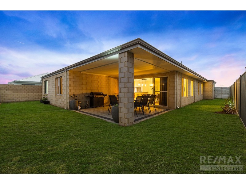 14 Jonquil Street, Eglinton WA 6034