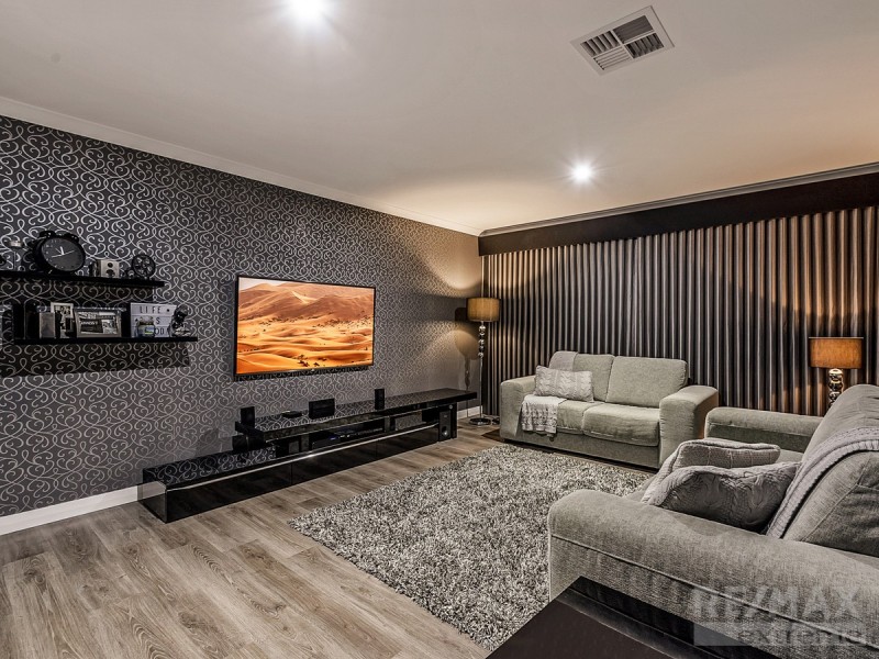 18 Kendari Road, Clarkson WA 6030