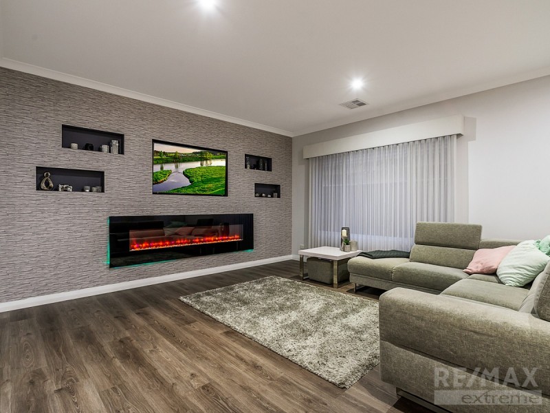 18 Kendari Road, Clarkson WA 6030