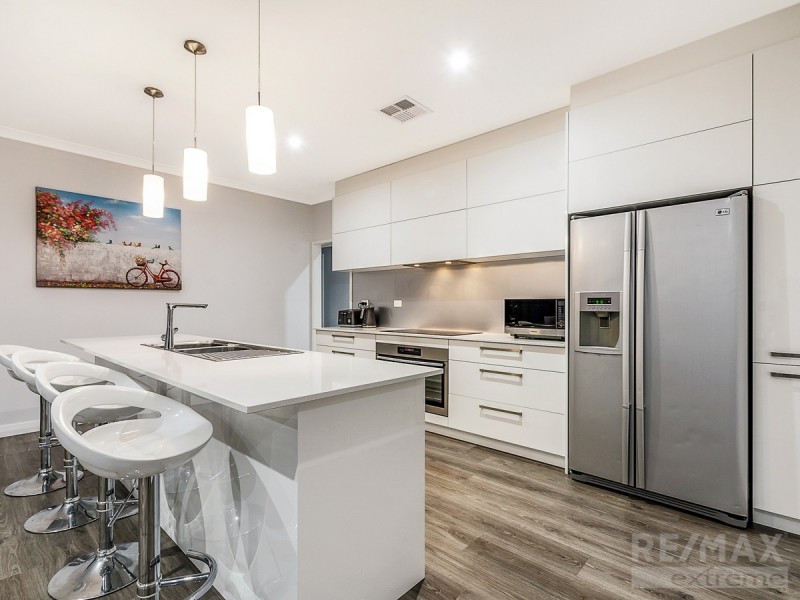 18 Kendari Road, Clarkson WA 6030