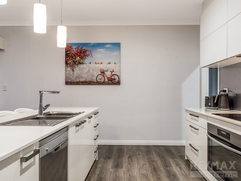 18 Kendari Road, Clarkson WA 6030