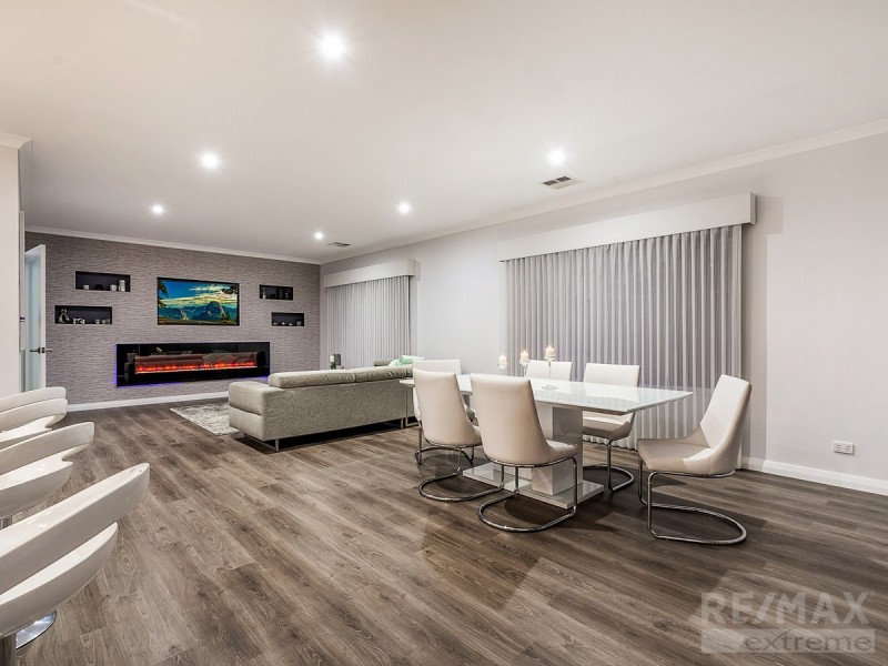 18 Kendari Road, Clarkson WA 6030