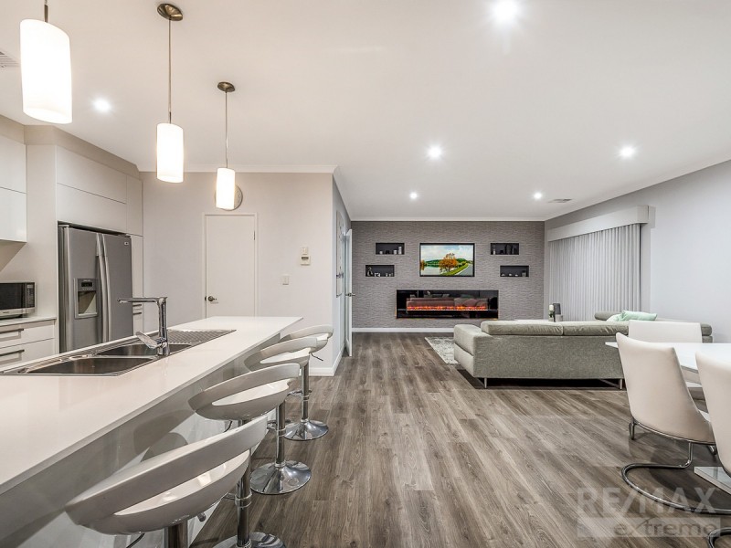 18 Kendari Road, Clarkson WA 6030