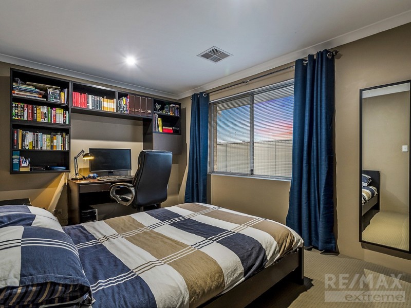 18 Kendari Road, Clarkson WA 6030