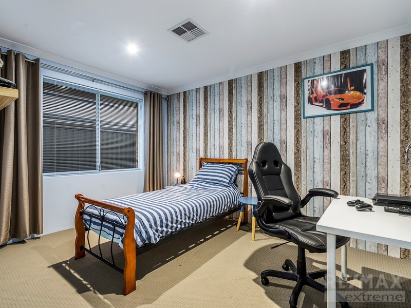 18 Kendari Road, Clarkson WA 6030