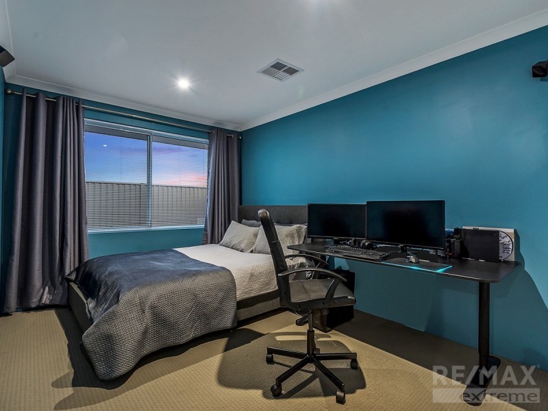 18 Kendari Road, Clarkson WA 6030