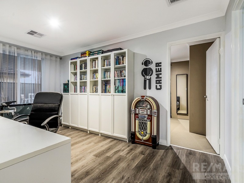 18 Kendari Road, Clarkson WA 6030