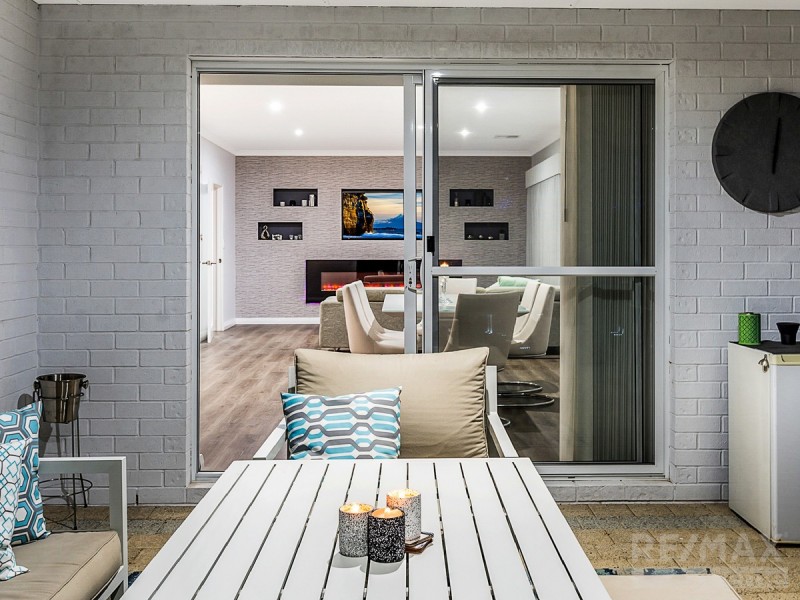 18 Kendari Road, Clarkson WA 6030