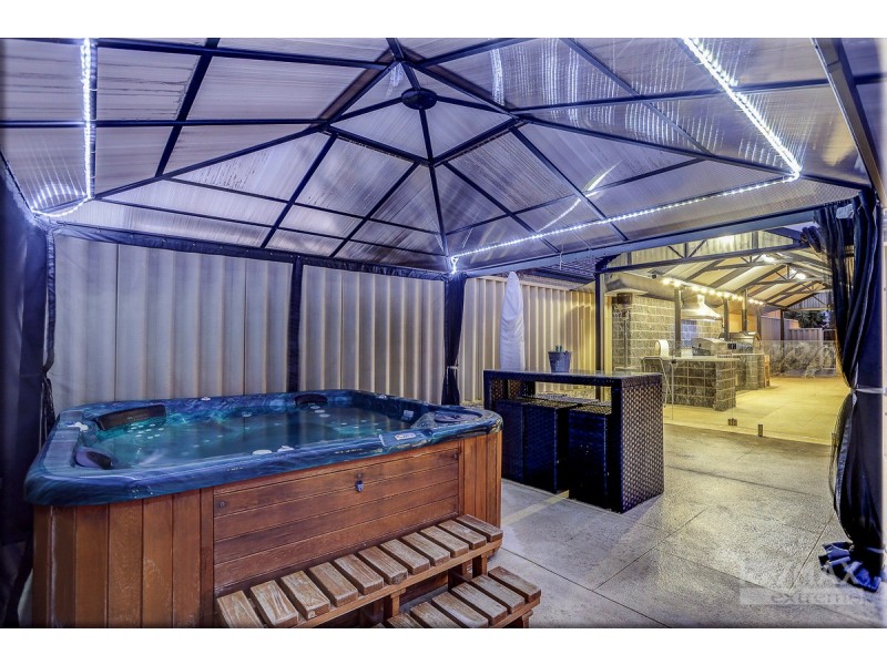 98 Benenden Avenue, Butler WA 6036