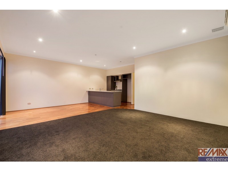 16 Ardara Bend, Butler WA 6036