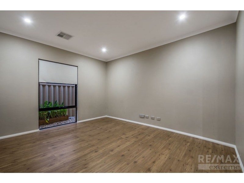 15 Oxted Link, Butler WA 6036