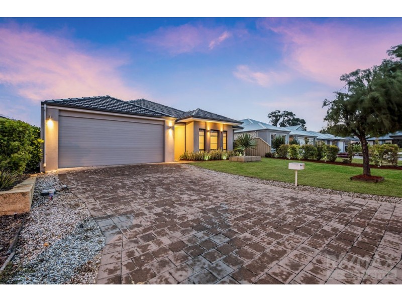 15 Oxted Link, Butler WA 6036