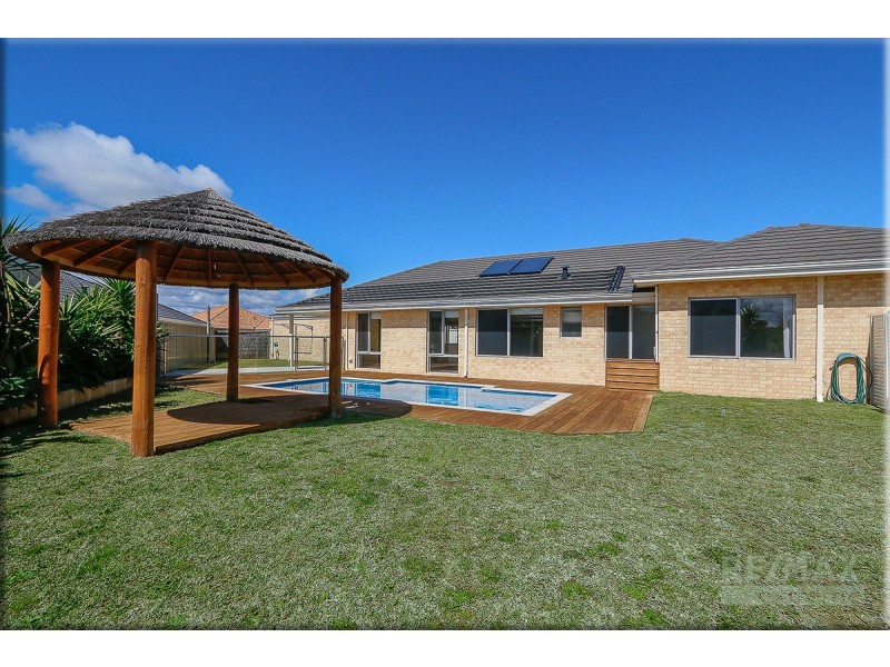 10 Bollach Green, Butler WA 6036