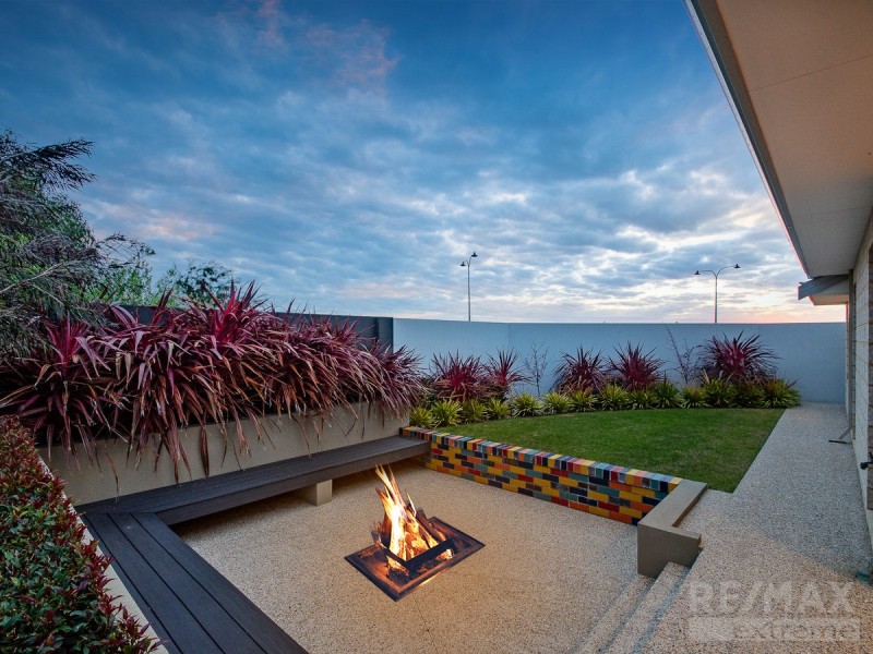 16 Helios Street, Eglinton WA 6034