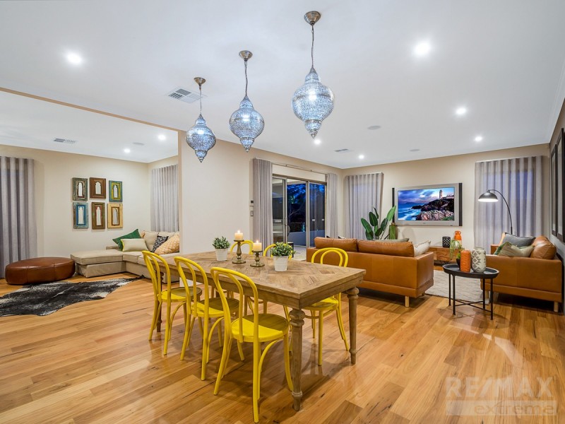 16 Helios Street, Eglinton WA 6034