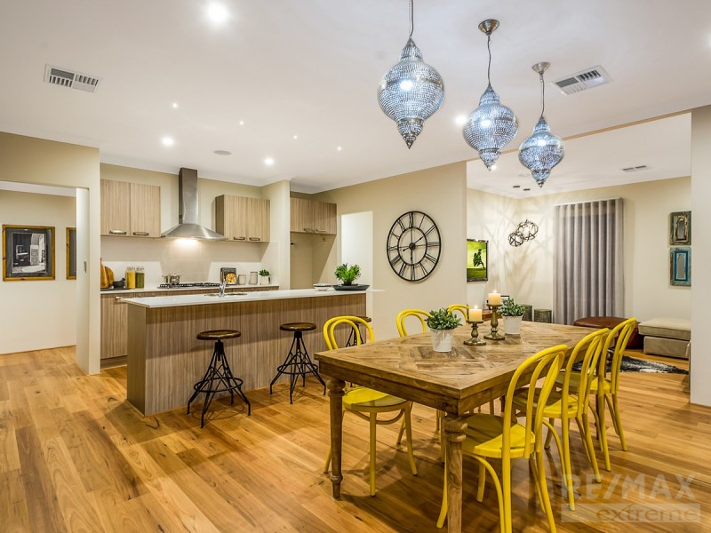 16 Helios Street, Eglinton WA 6034