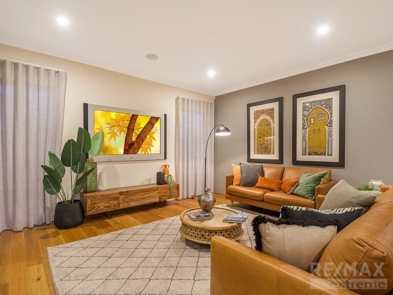 16 Helios Street, Eglinton WA 6034