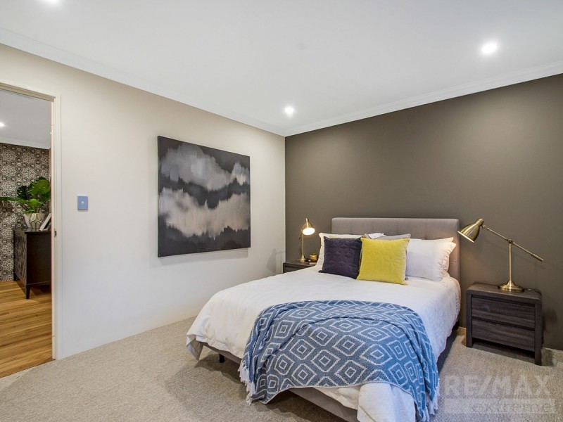 16 Helios Street, Eglinton WA 6034