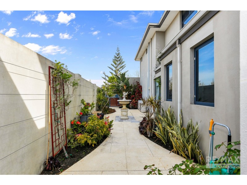 5 Spindrift Street, Jindalee WA 6036