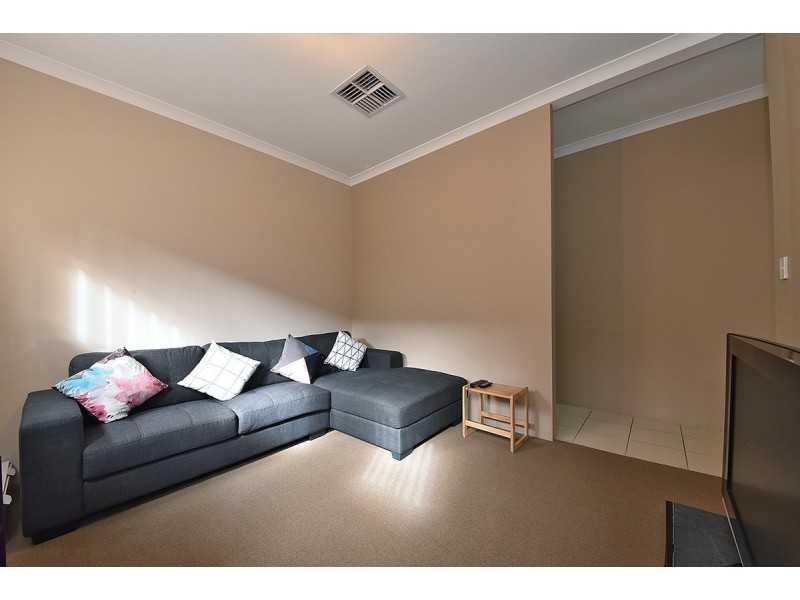 86 Redington Drive, Butler WA 6036