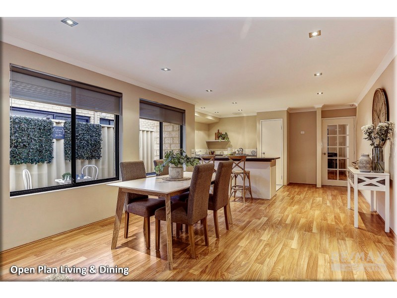 11 Fairbourne Approach, Butler WA 6036