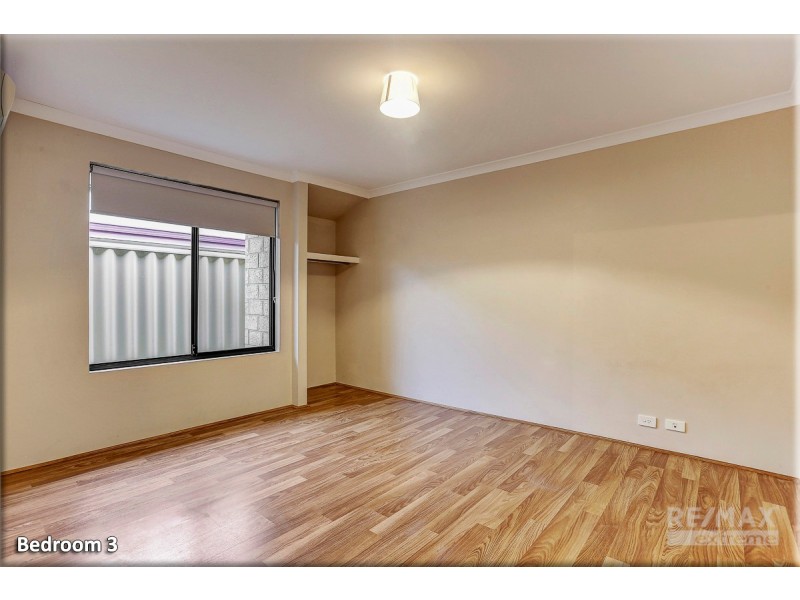 11 Fairbourne Approach, Butler WA 6036