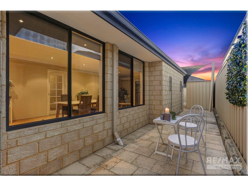 11 Fairbourne Approach, Butler WA 6036