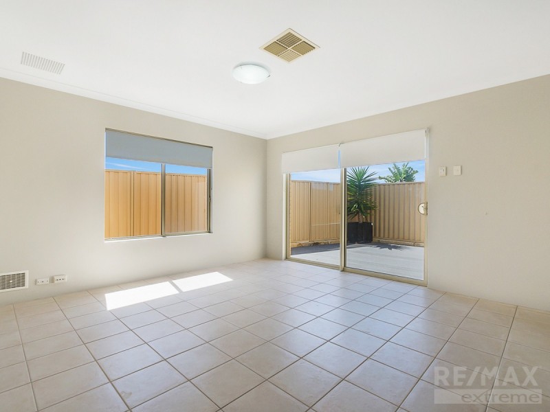 17b Ormond Bend, Butler WA 6036