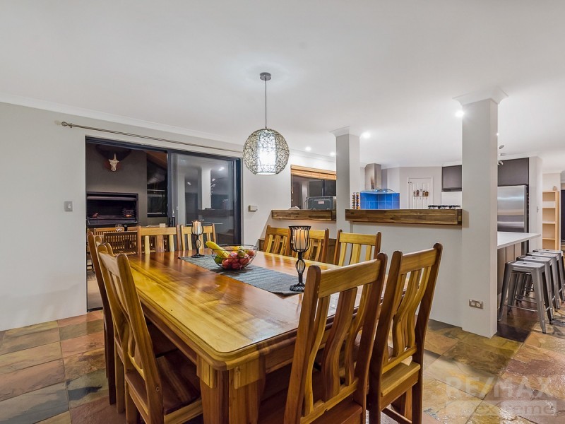 10 Ailsacraig Ramble, Kinross WA 6028